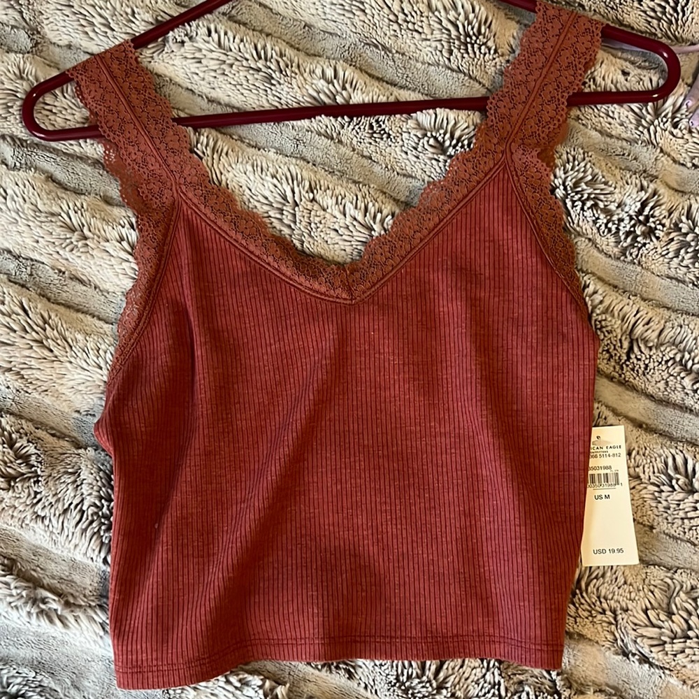 Such a cute crop tank! Never worn!